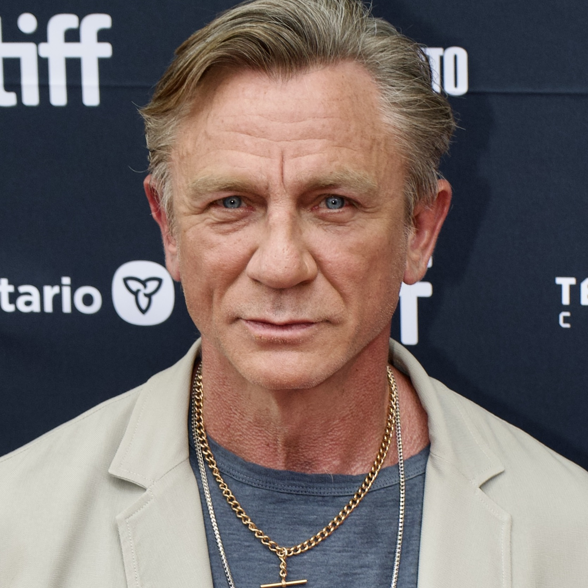Daniel Craig