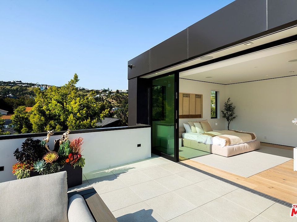 Photo 43 of the Hollywood Hills house