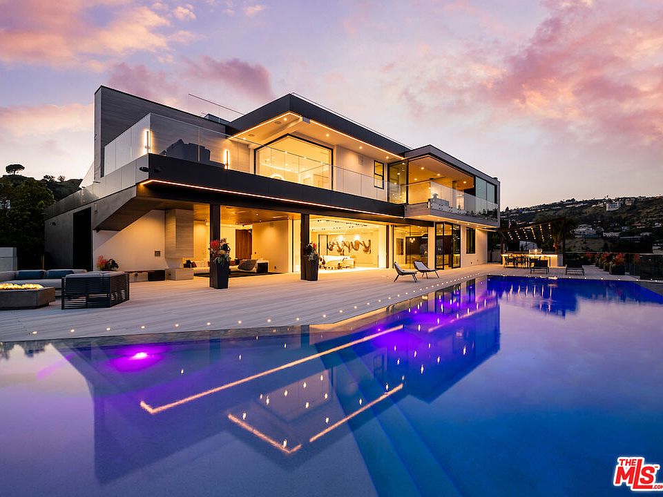 Photo 73 of the Hollywood Hills house